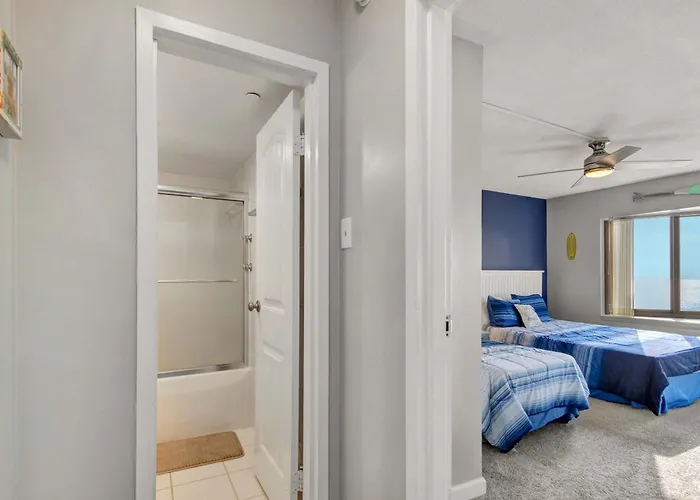 9400 Building #1106 Holiday home